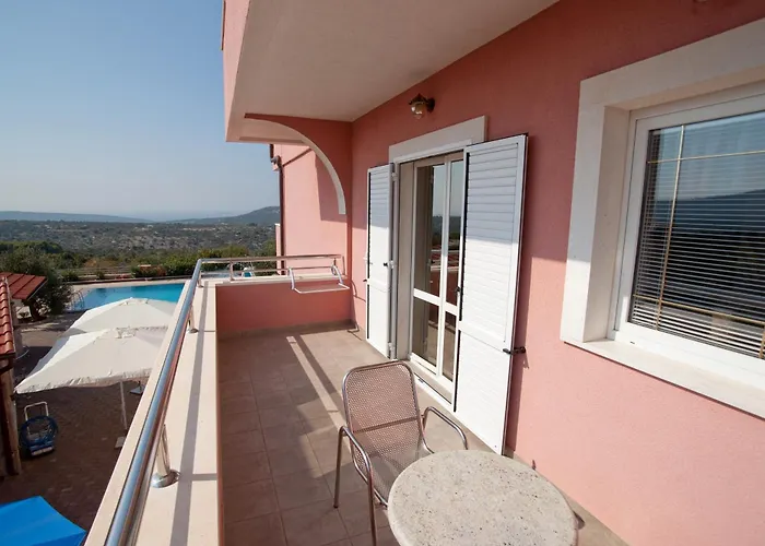 Apartments Marinic