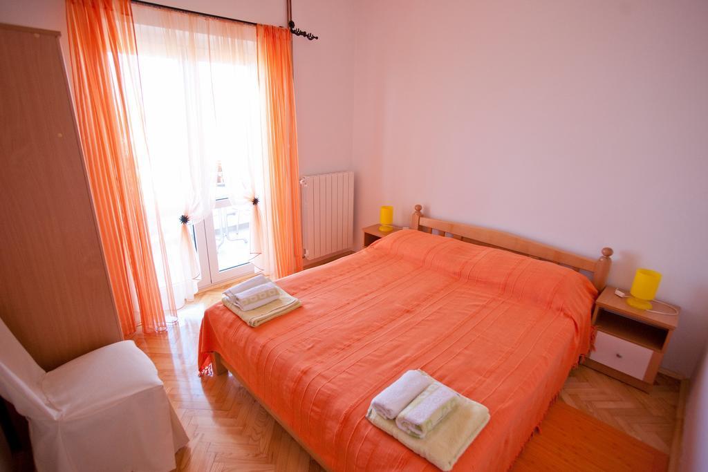 Marinic Apartment *